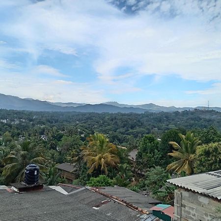 Dreamscape Home Stay Канди Экстерьер фото